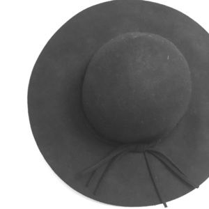 Black Flop Hat